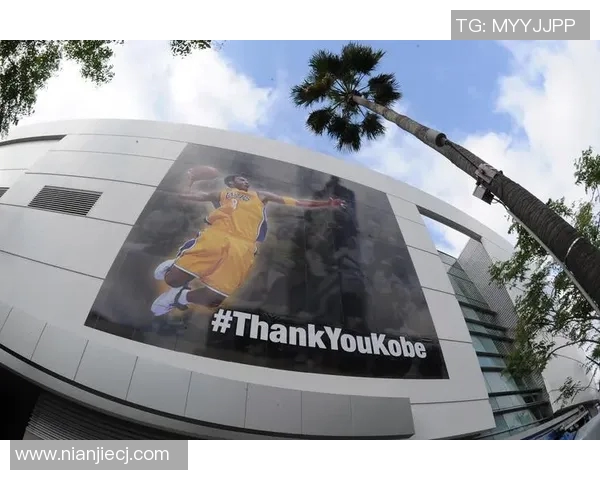 众足球明星齐聚悼念科比致敬传奇精神与不屈斗志