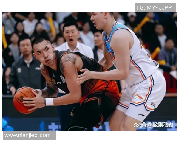 2018年CBA精彩对决山东队与八一队巅峰之战回顾与分析 2018年CBA精彩对决山东队与八一队巅峰之战回顾与分析