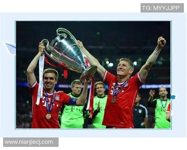 波兰足球明星的辉煌历史与传奇瞬间回顾 波兰足球明星的辉煌历史与传奇瞬间回顾