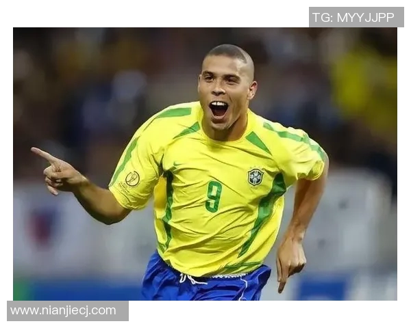 足球巨星化妆扮演普通人上街搞笑素人反应引发热议 足球巨星化妆扮演普通人上街搞笑素人反应引发热议